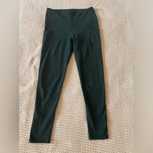 Legging. Black color.